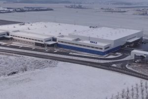 Makro sintetička vlakna korištena za ojačanje podova u Mahle Electric Drives